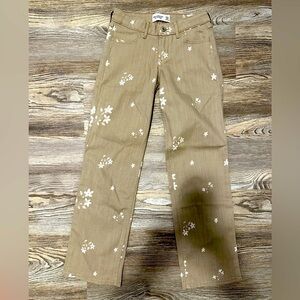 Abercrombie kids, never worn, low rise baggie 9/10 long jeans,